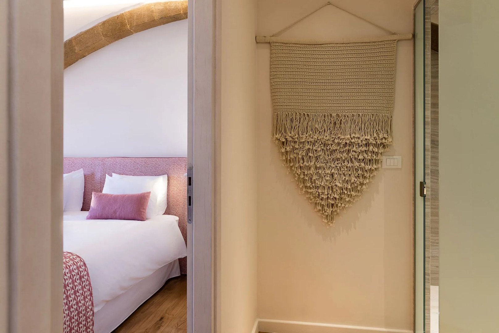 Avra Apartments Kolymbari Harbour