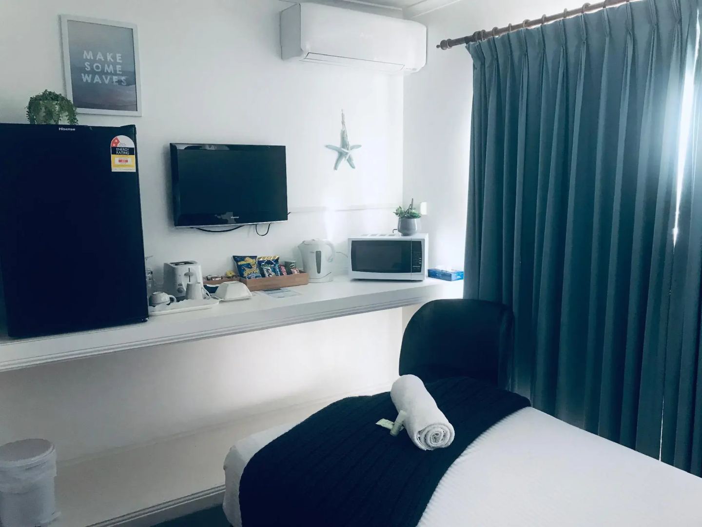 Ocean Breeze Motel