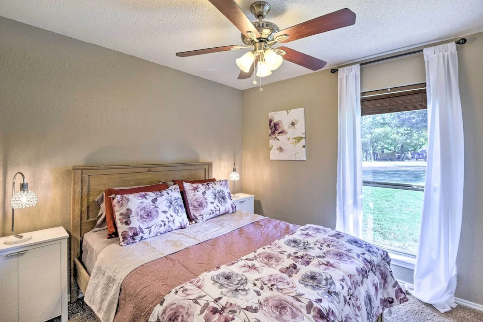 Granbury Home w/ Lake Granbury Access + Dock!