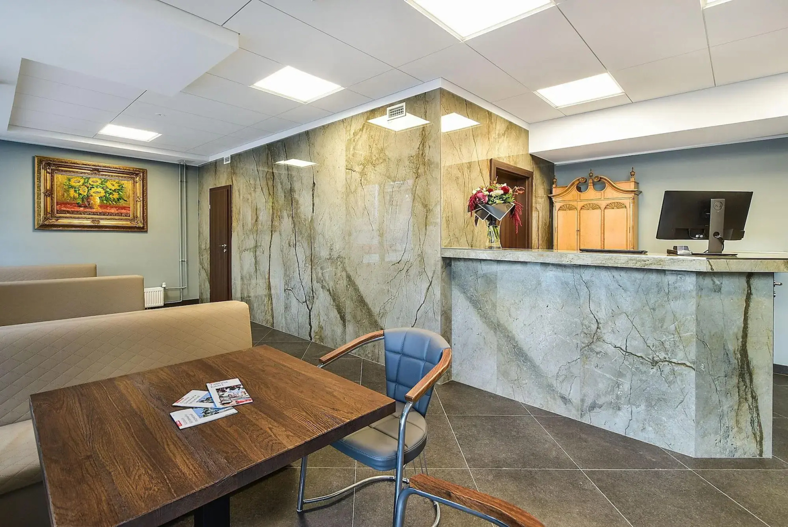 City Yard Inn Hotel