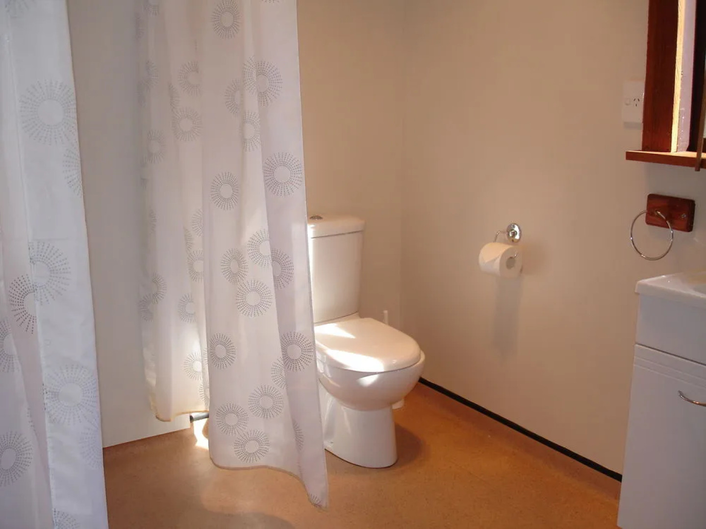 Alpine Holiday Apartments & Campground