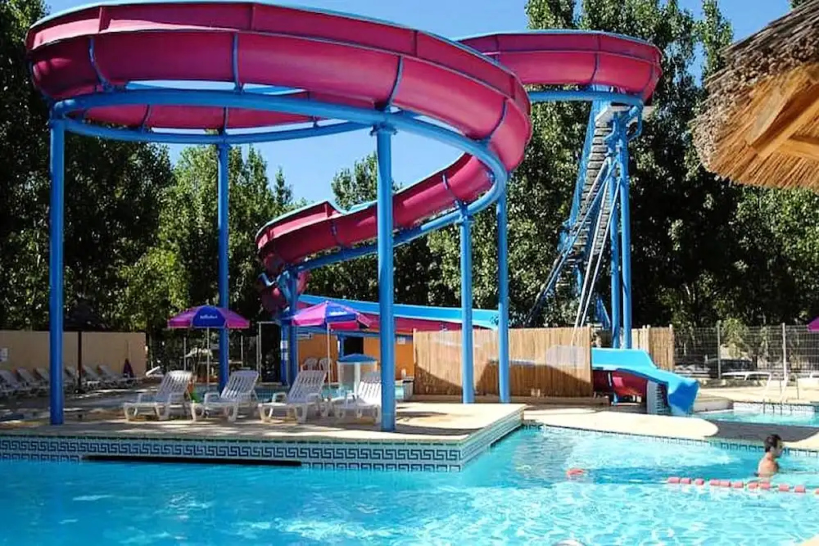 Bungalow With 2 Bedrooms in Valras-plage, With Shared Pool and Terrace - 200 m From the Beach