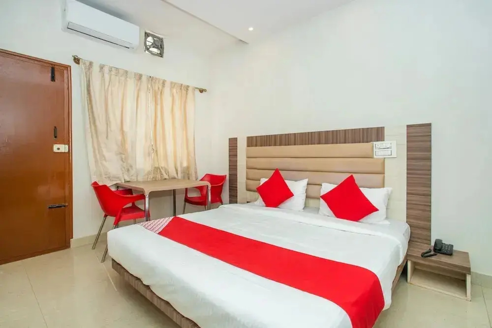 LG Residency by OYO Rooms