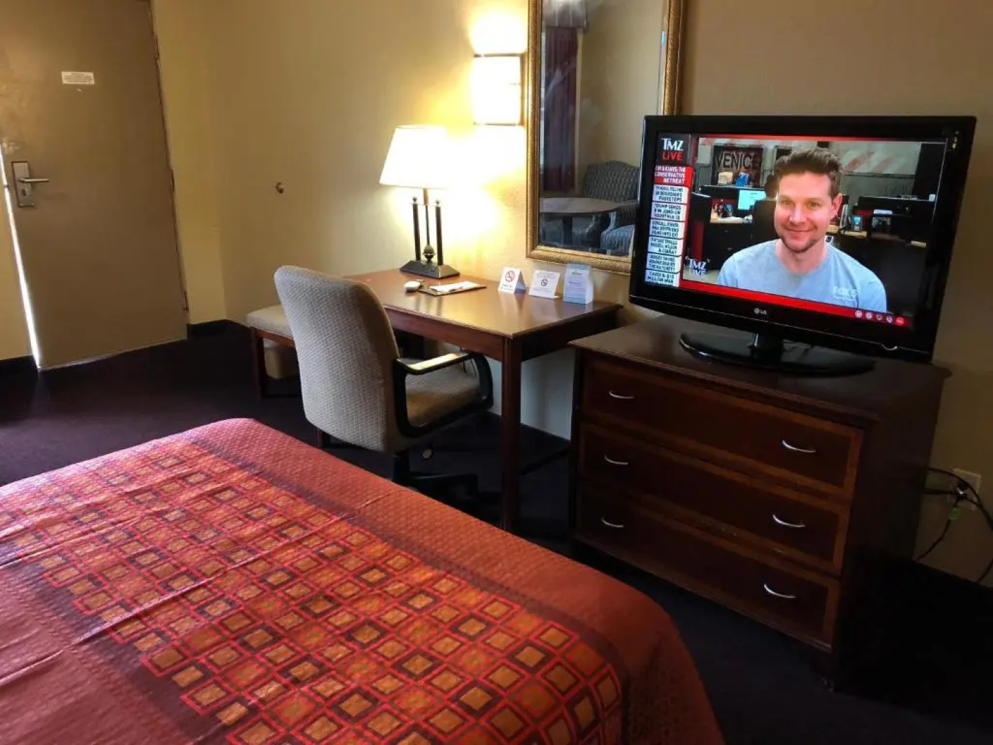 Travel Inn & Suites