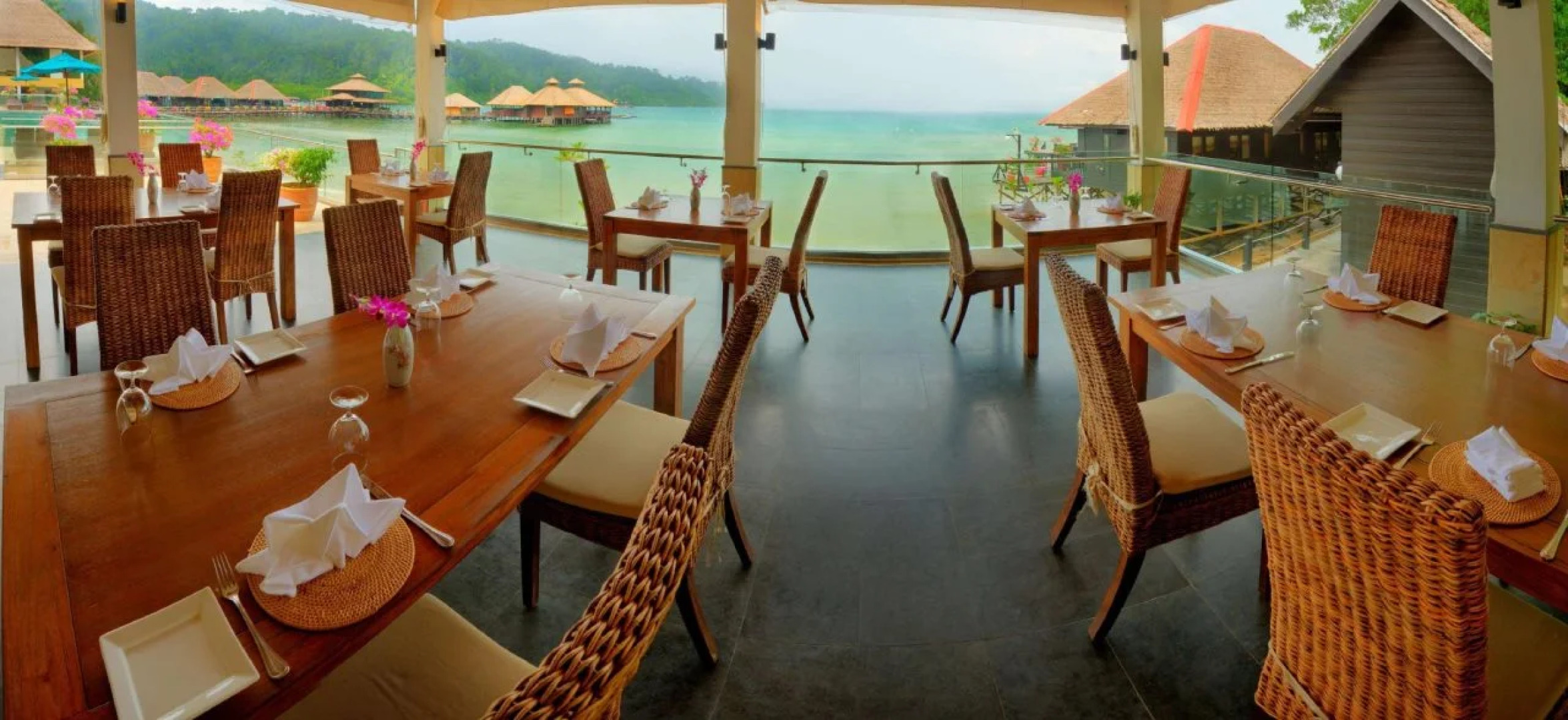 Gayana Marine Resort