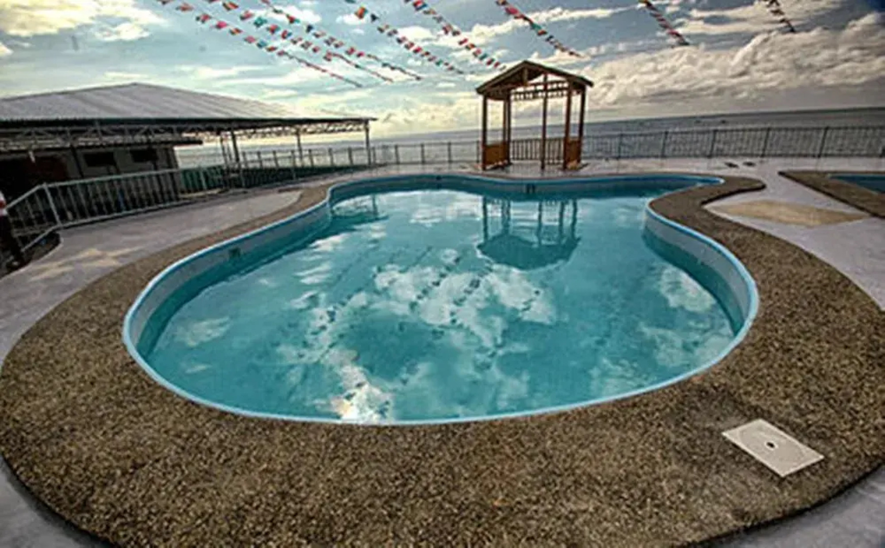 S.R Paradise Beach Resort Hotel