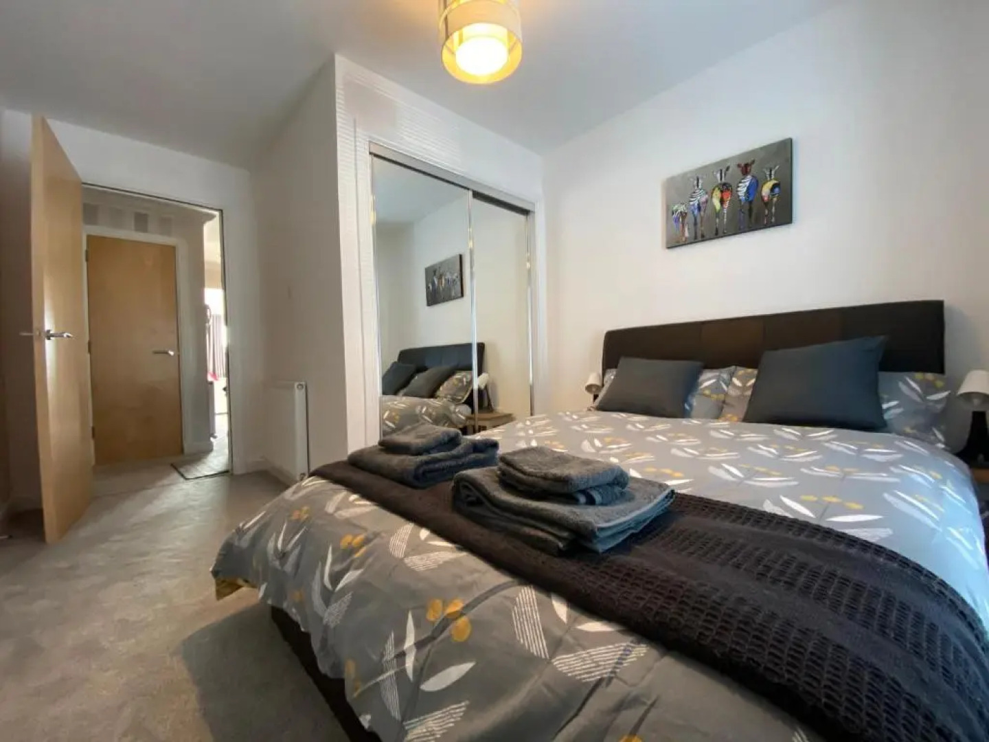 The Duplex Nairn- Spacious 3 Bedroom with sunny balcony