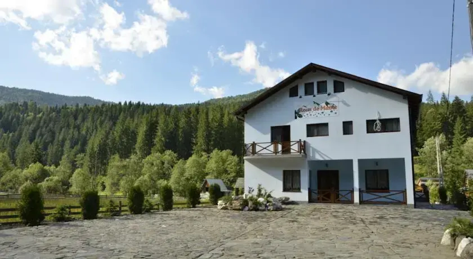 Pensiunea Roua de Munte