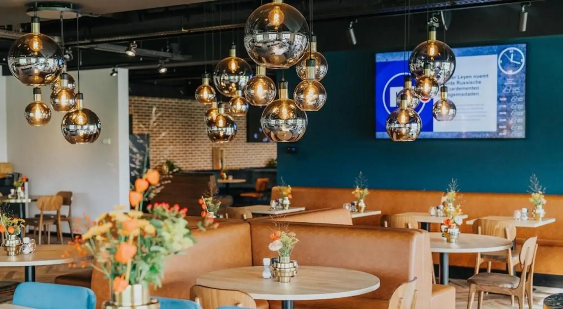 Hotel, Sportsbar & Brasserie Dorhout Mees