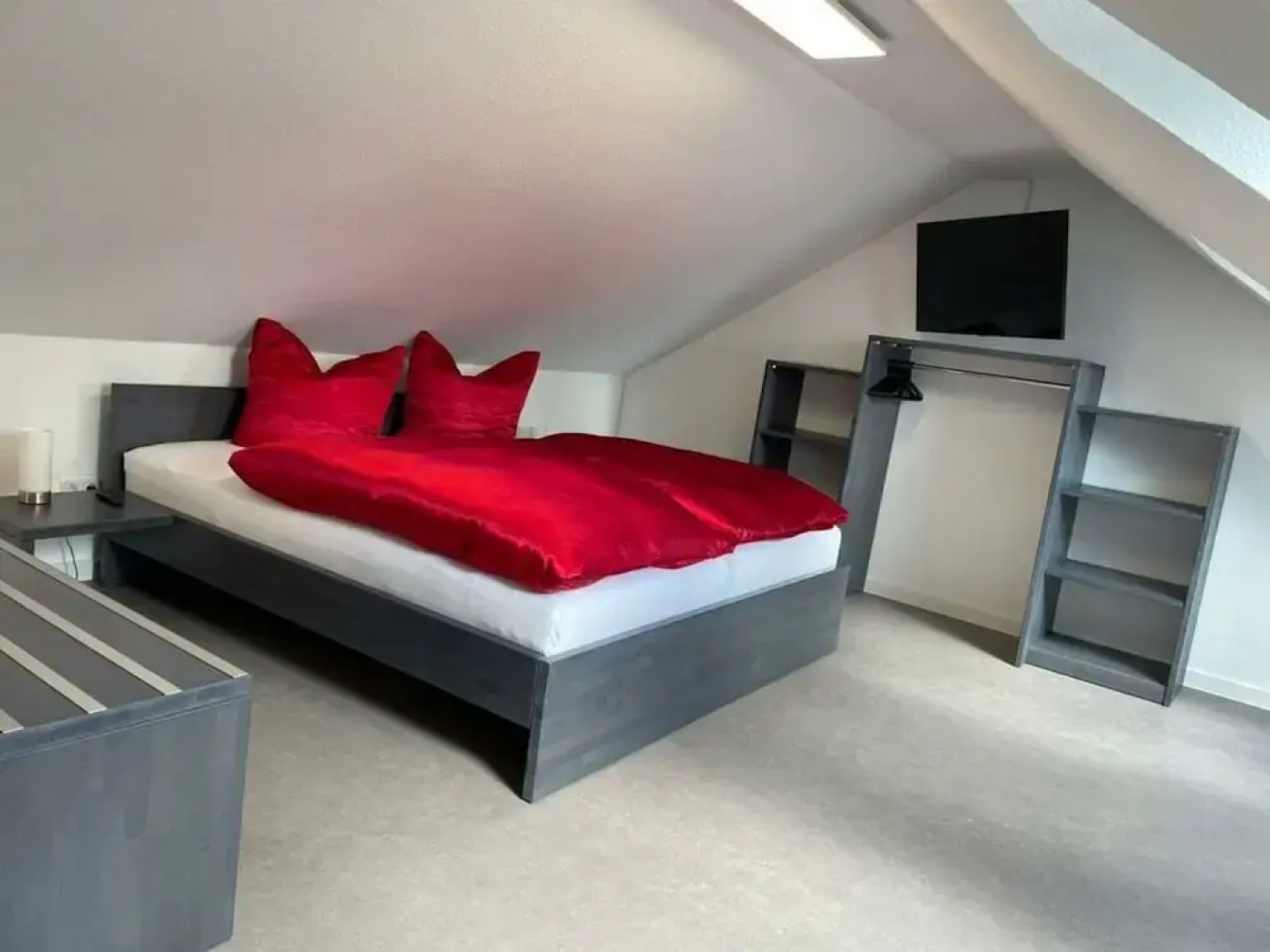 Bente Modern Retreat