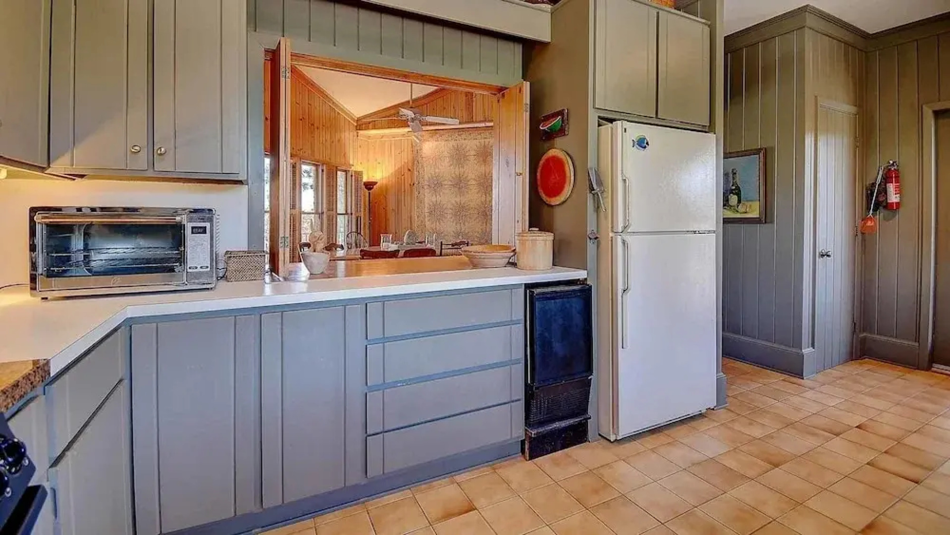 151 Easy Breezy 4 Br Home by RedAwning