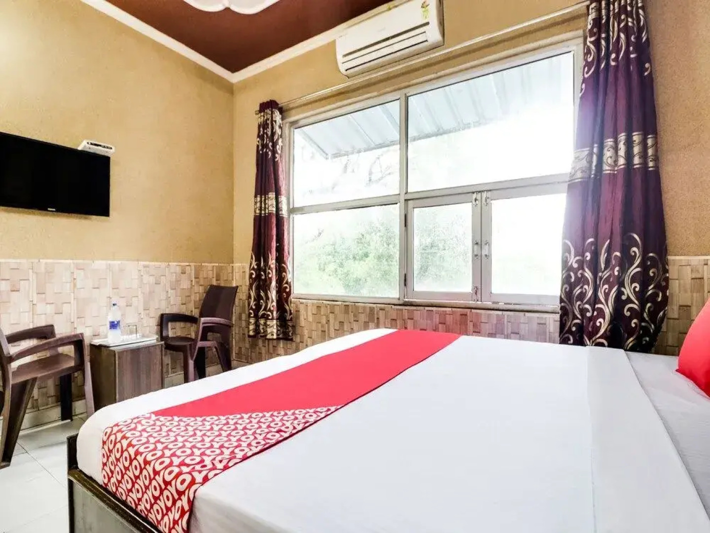 Oyo 46131 Hotel Arora