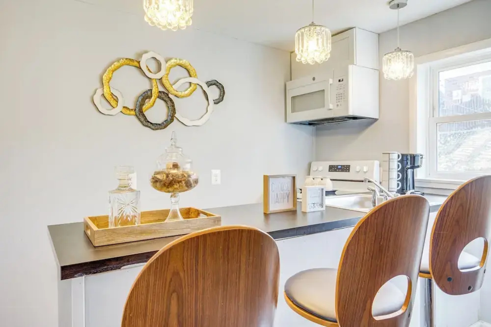 Pet-friendly Woodbridge Retreat Near Potomac Mills