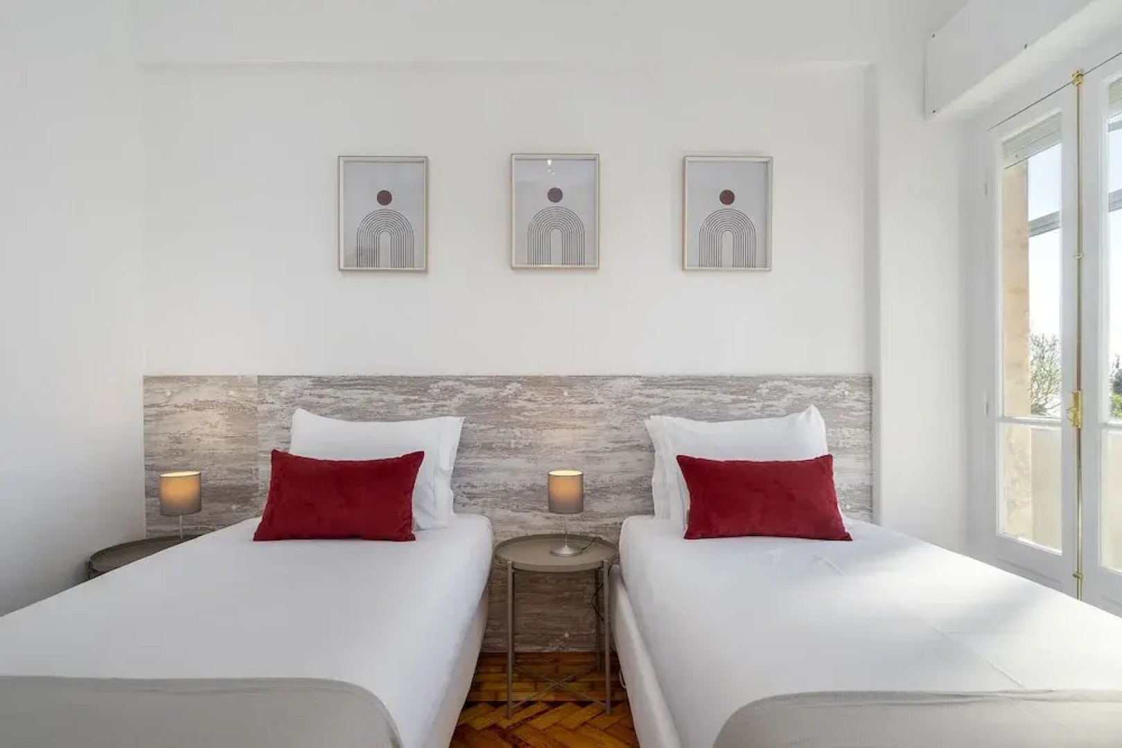 Peaceful Algés Family Home