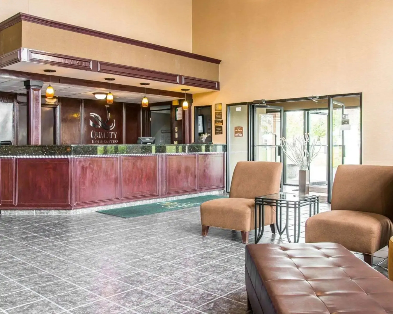 Baymont by Wyndham Flint Airport North