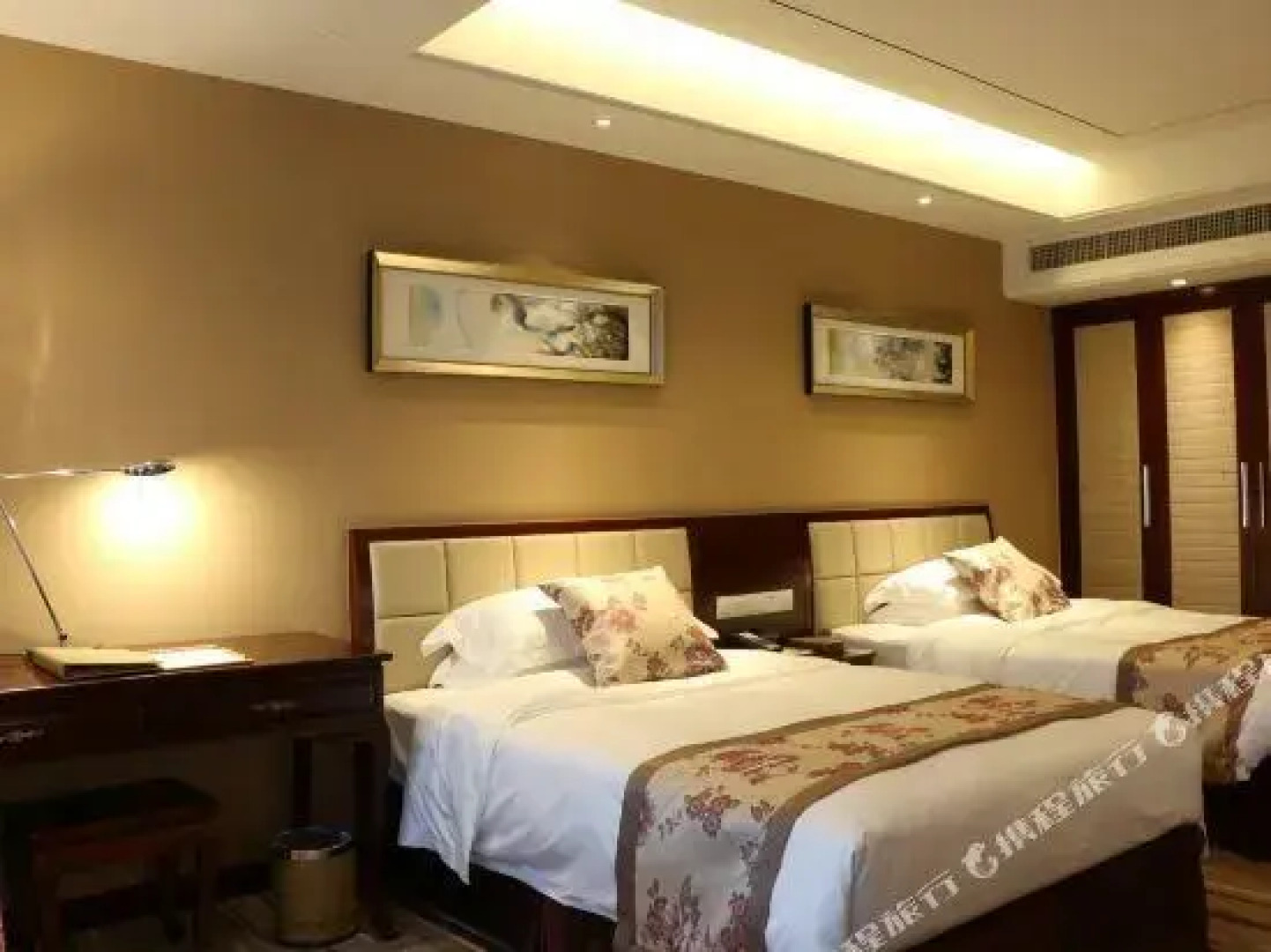 Shenhang International Hotel