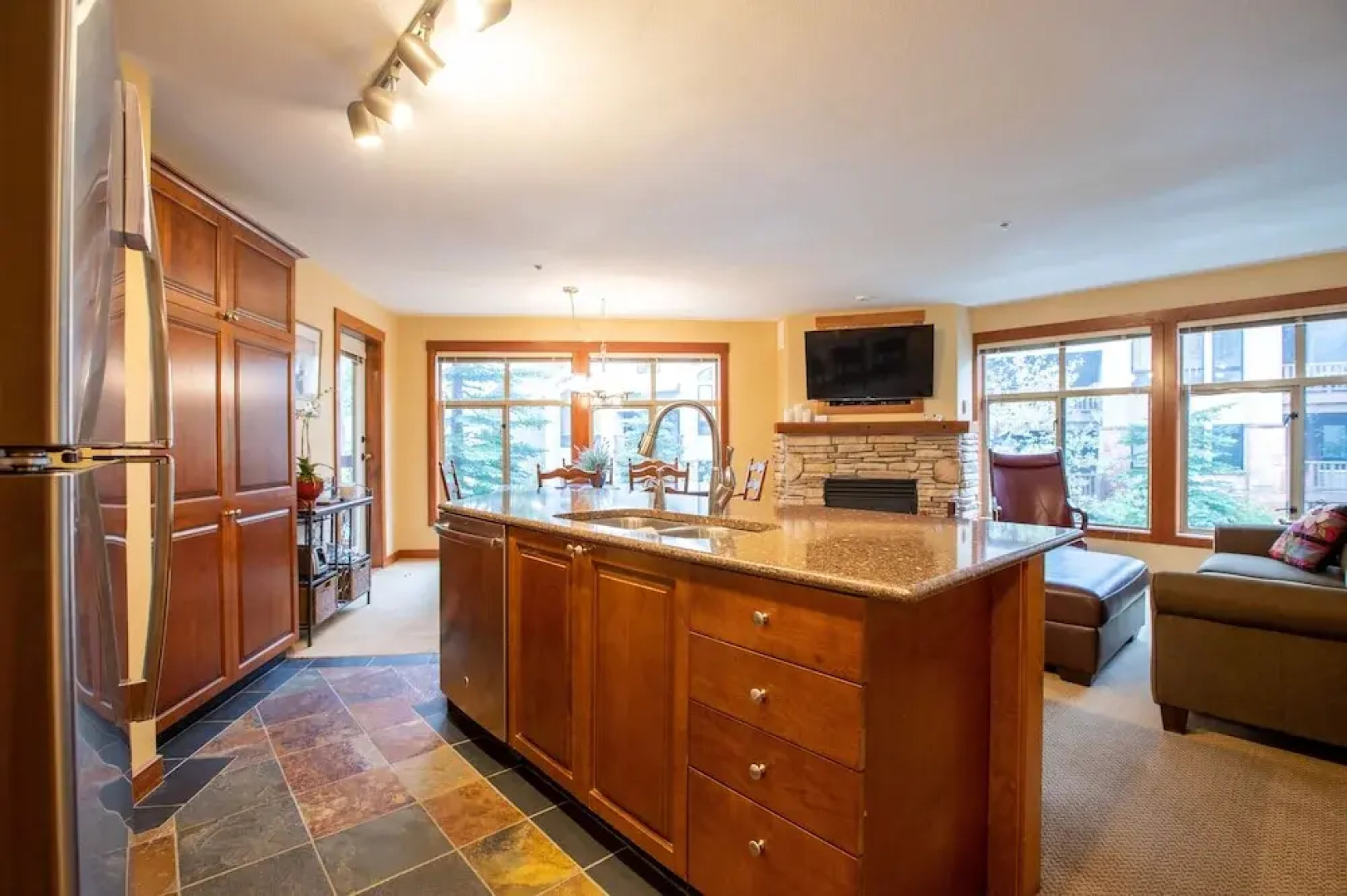 3305 - Two Bedroom Deluxe Powderhorn Lodge 2 Condo by RedAwning