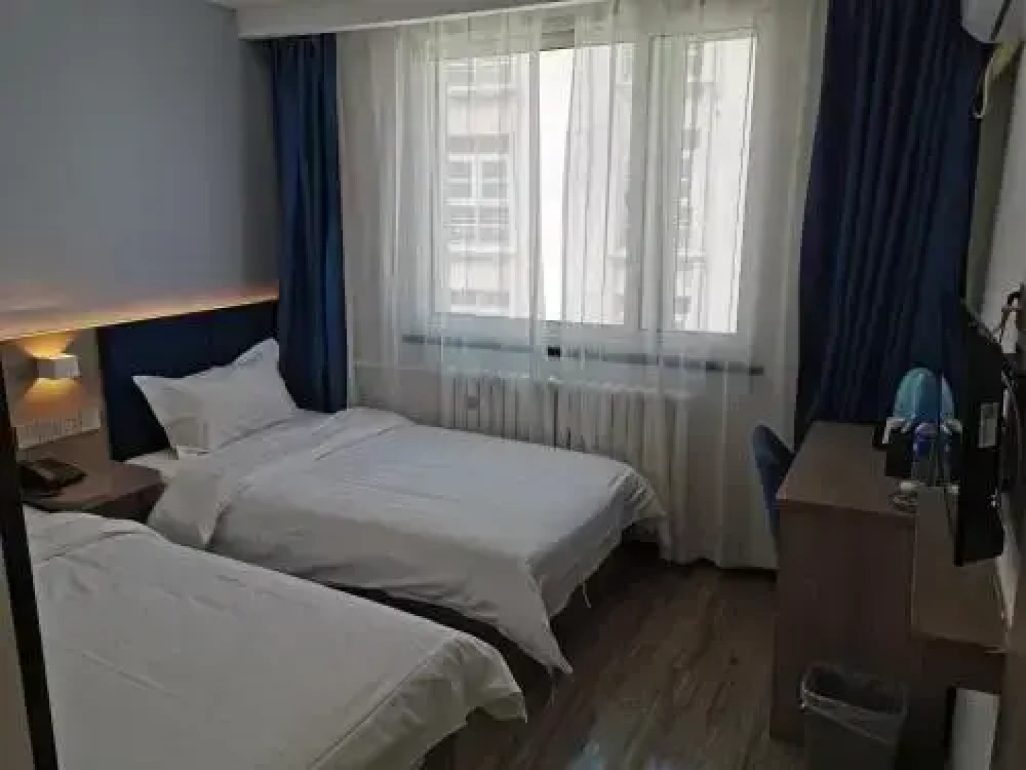 7 Days Inn (Tianjin The Tientsin Eye Ferris Wheel)