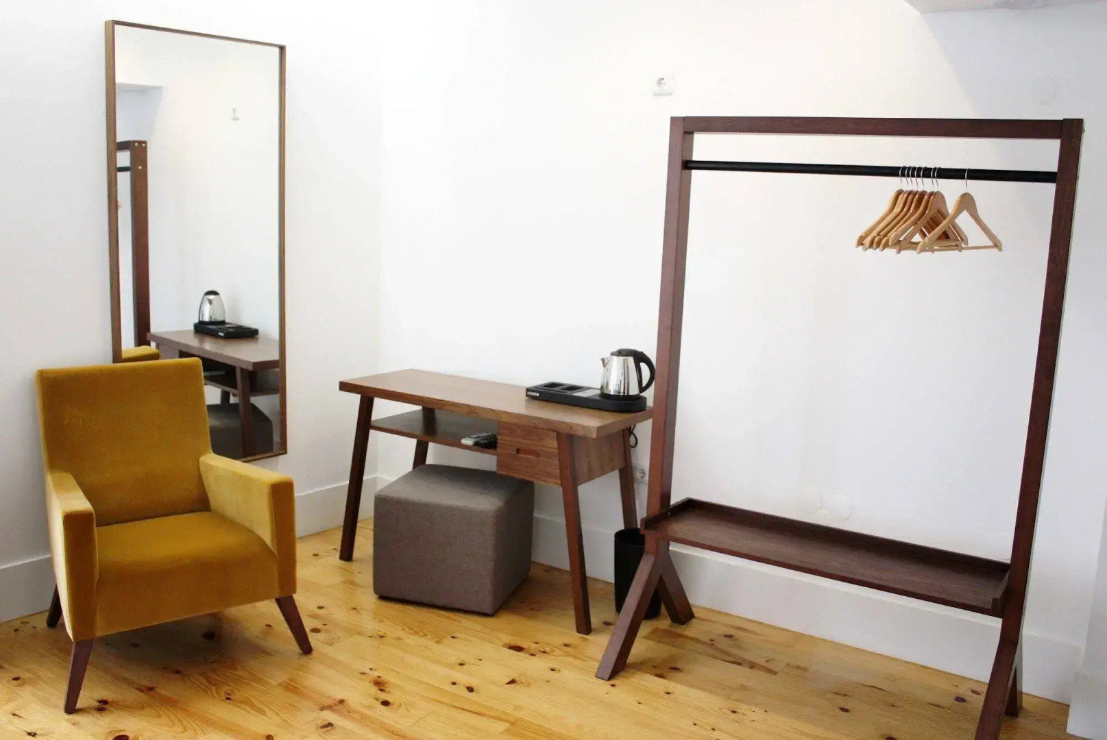 Trovador City Guest House