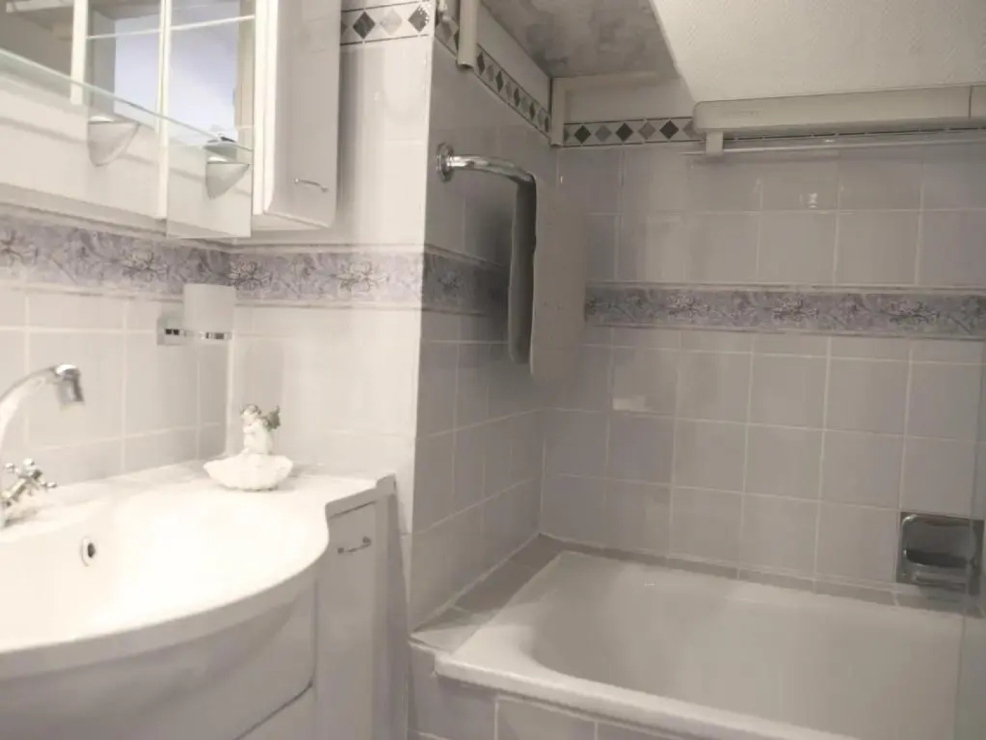 2-Zimmer-Appartement im 1. Obergeschoss