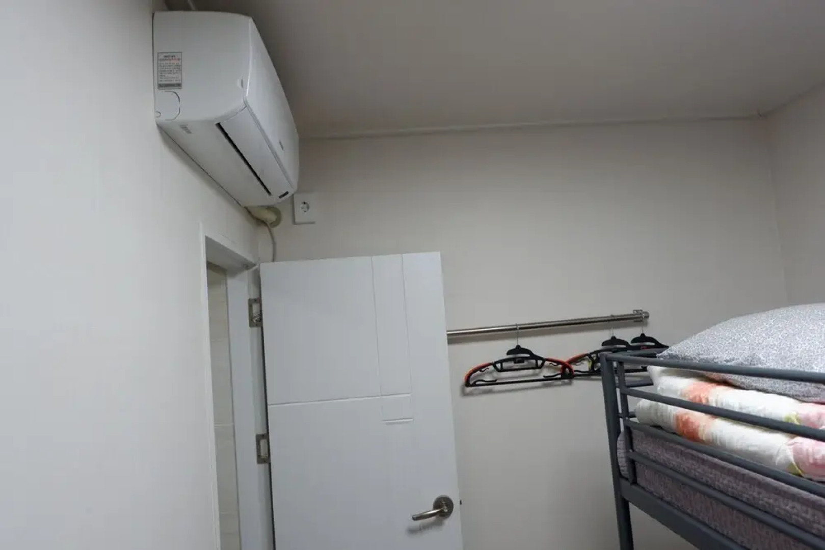 Haru The Guesthouse Hostel