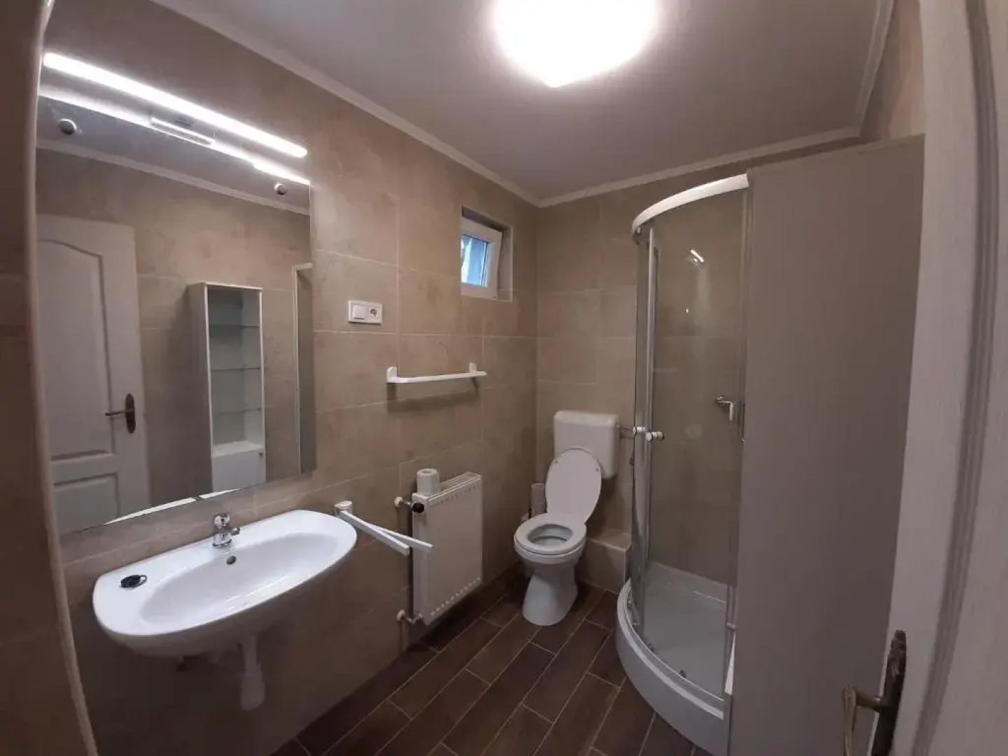42 féröhelyes apartman - a25029