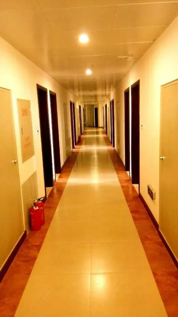 Jiahua Holiday Hotel