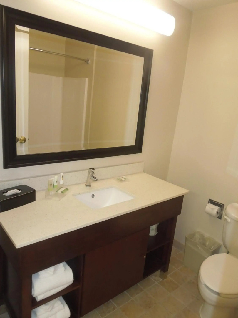 Country Inn & Suites by Radisson, Bel Air/Aberdeen, MD
