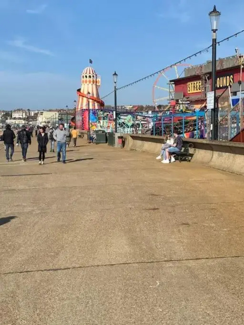 Beautiful 3 bed house in Hunstanton - near Searles with sea views