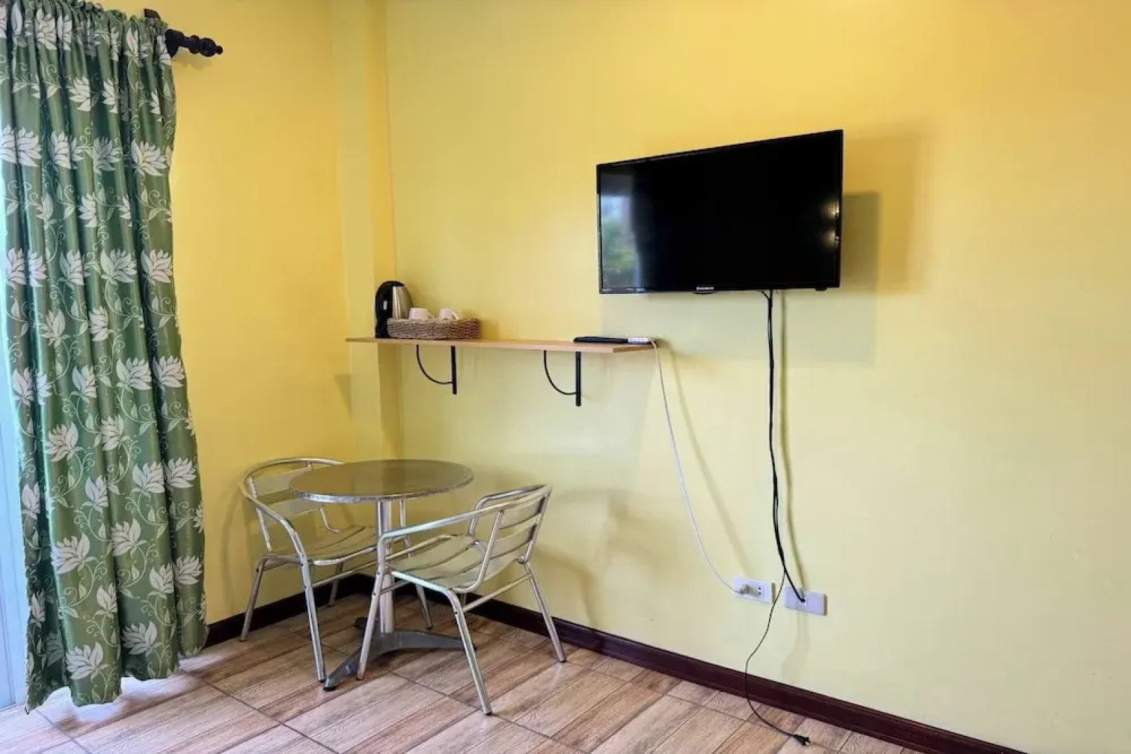 Ovemar Resort Hotel Near Vigan