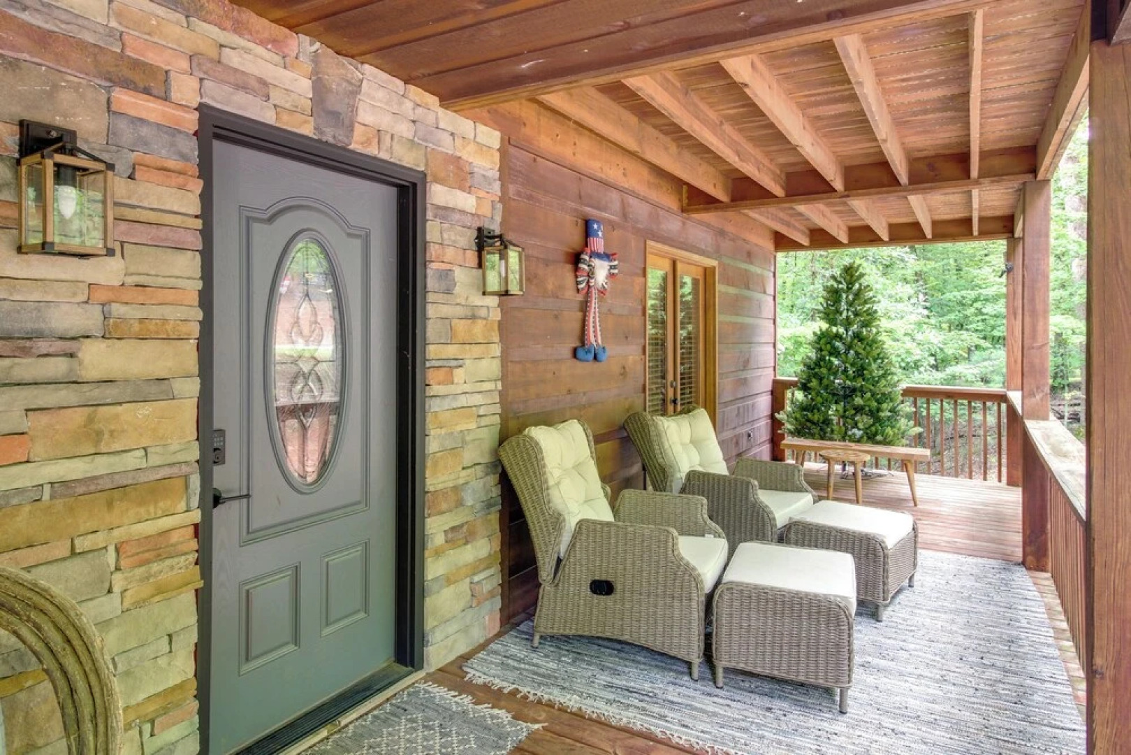 Upscale Coosawattee Cabin w/ Hot Tub & Fire Pit!