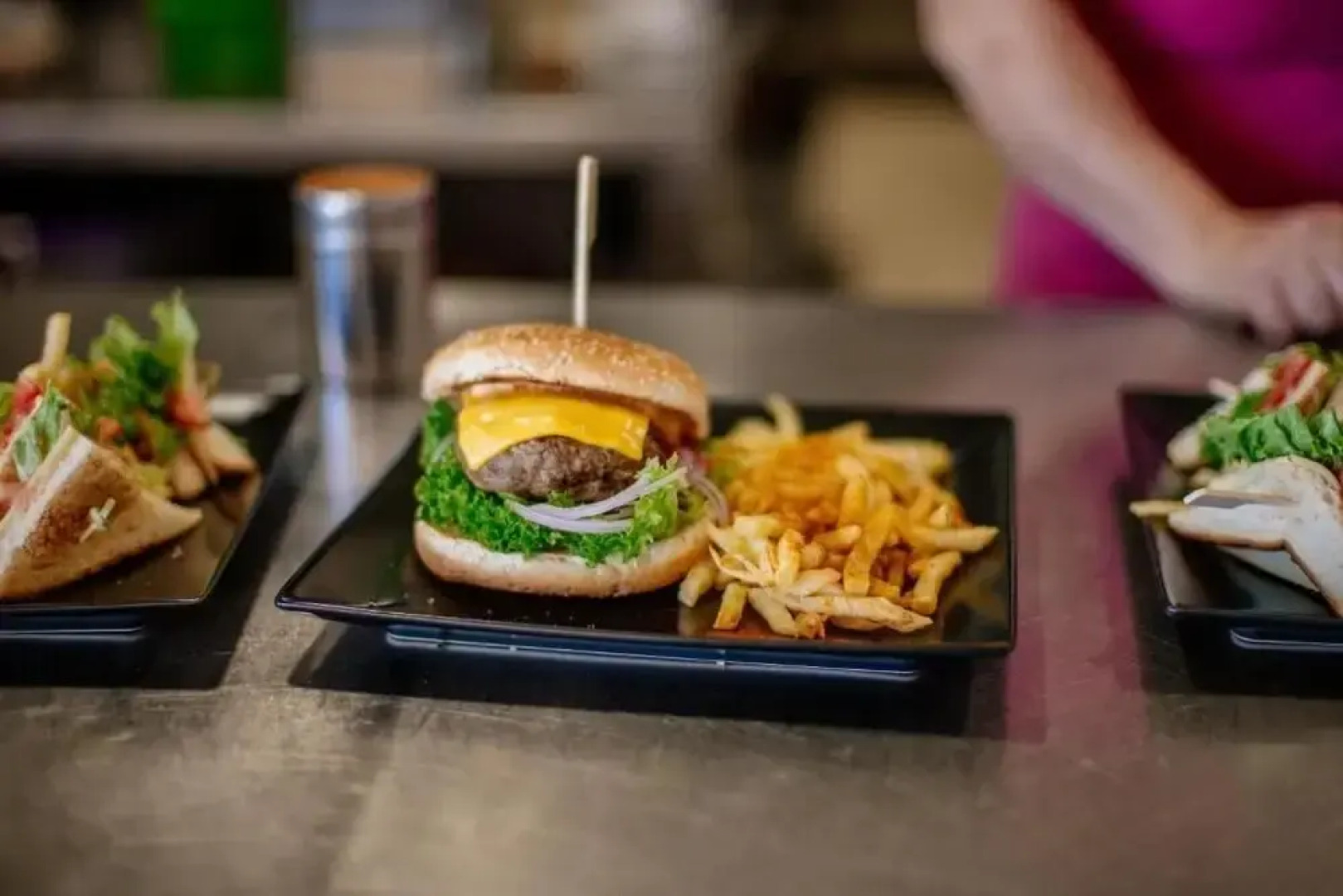 Enorme Eanthia Beach