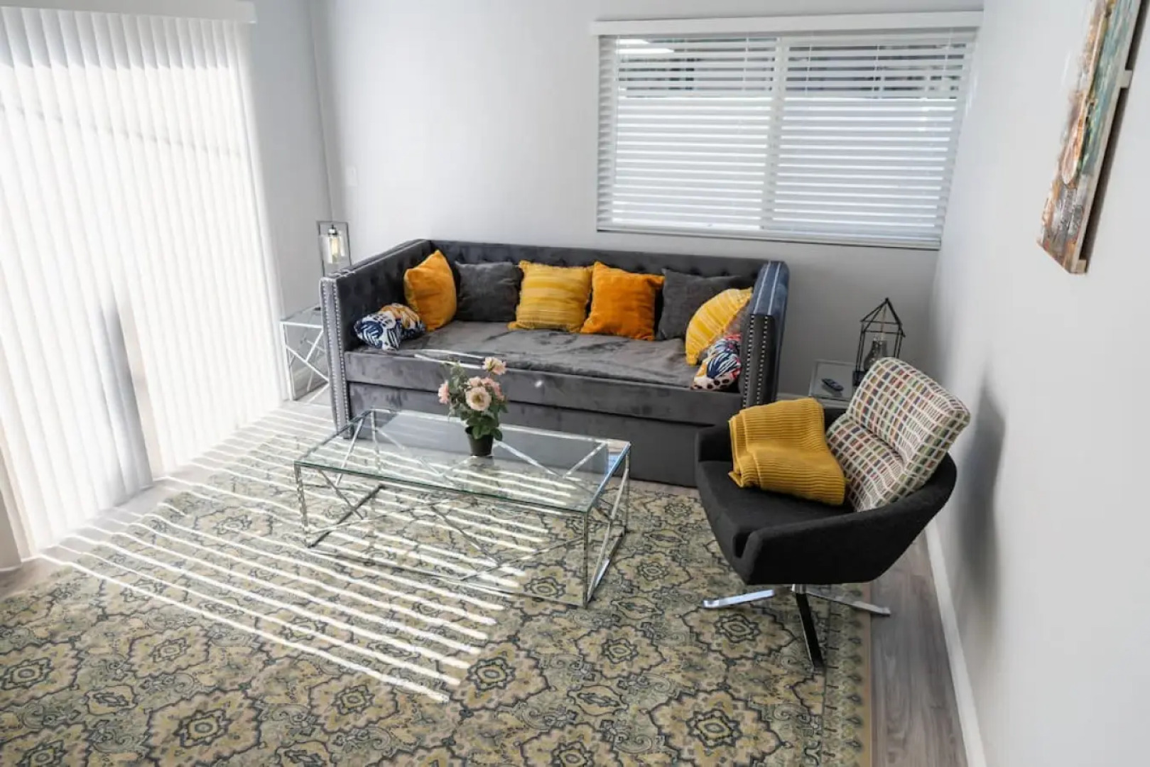 5-BEDROOM HOME RENOVATED IN 2023 NEAR DISNEYLAND (p61)