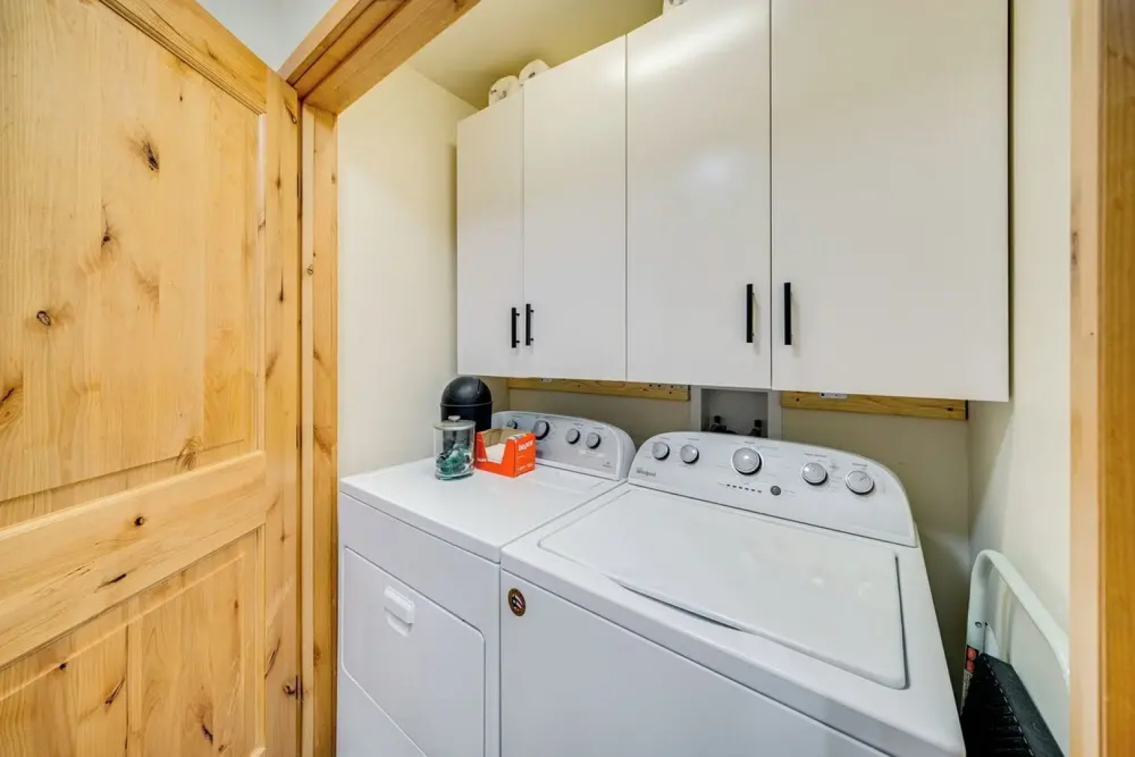 Downtown WP Condo w/ Pool: Steps to Concert Venue!