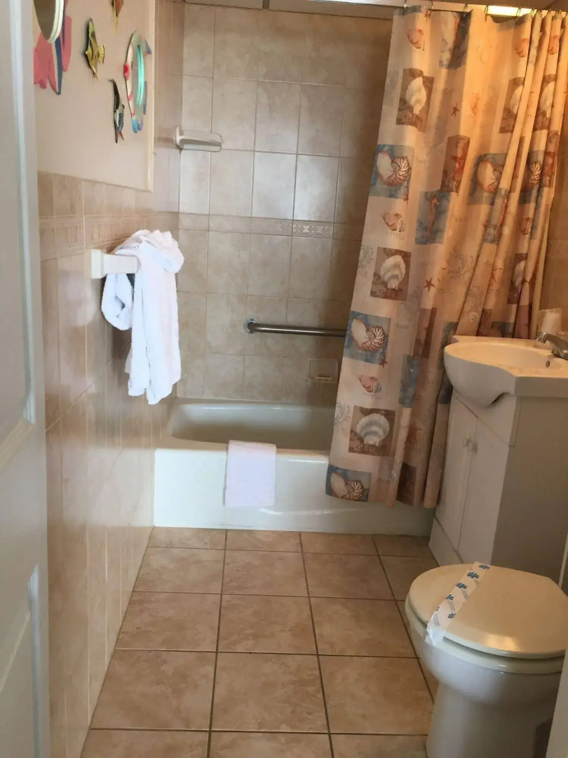 Four Winds Condo Motel