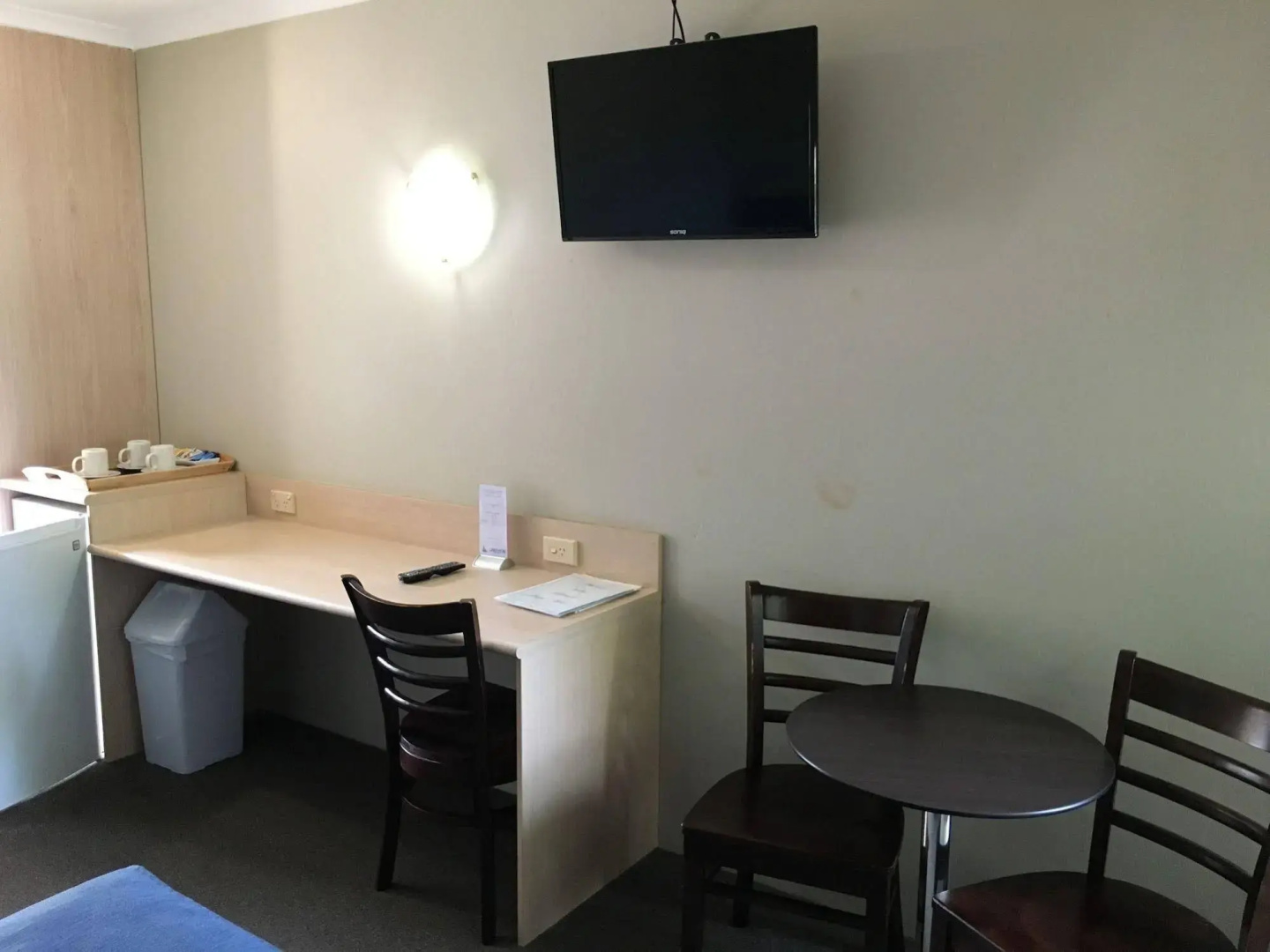 Lakeview Hotel Motel