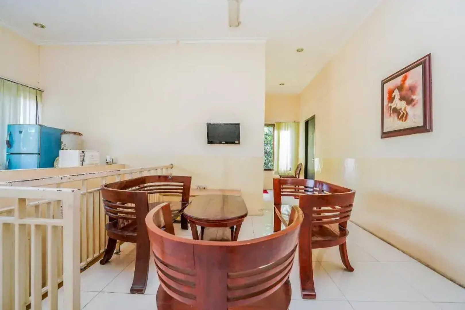 OYO 1956 Kana Family Residence