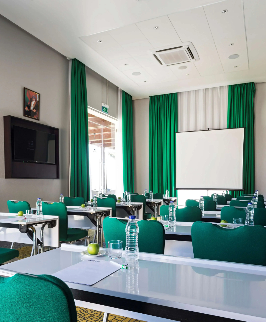 Отель Park Inn by Radisson Hotel & Residence Duqm