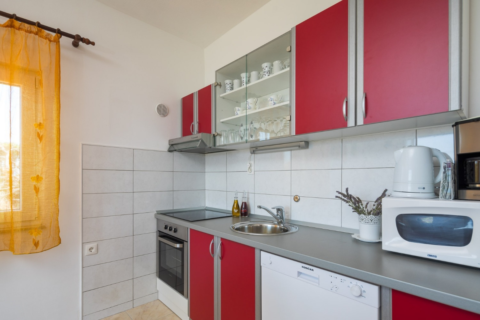 Holiday house Villa Ante - with pool: Rogac, Island Solta