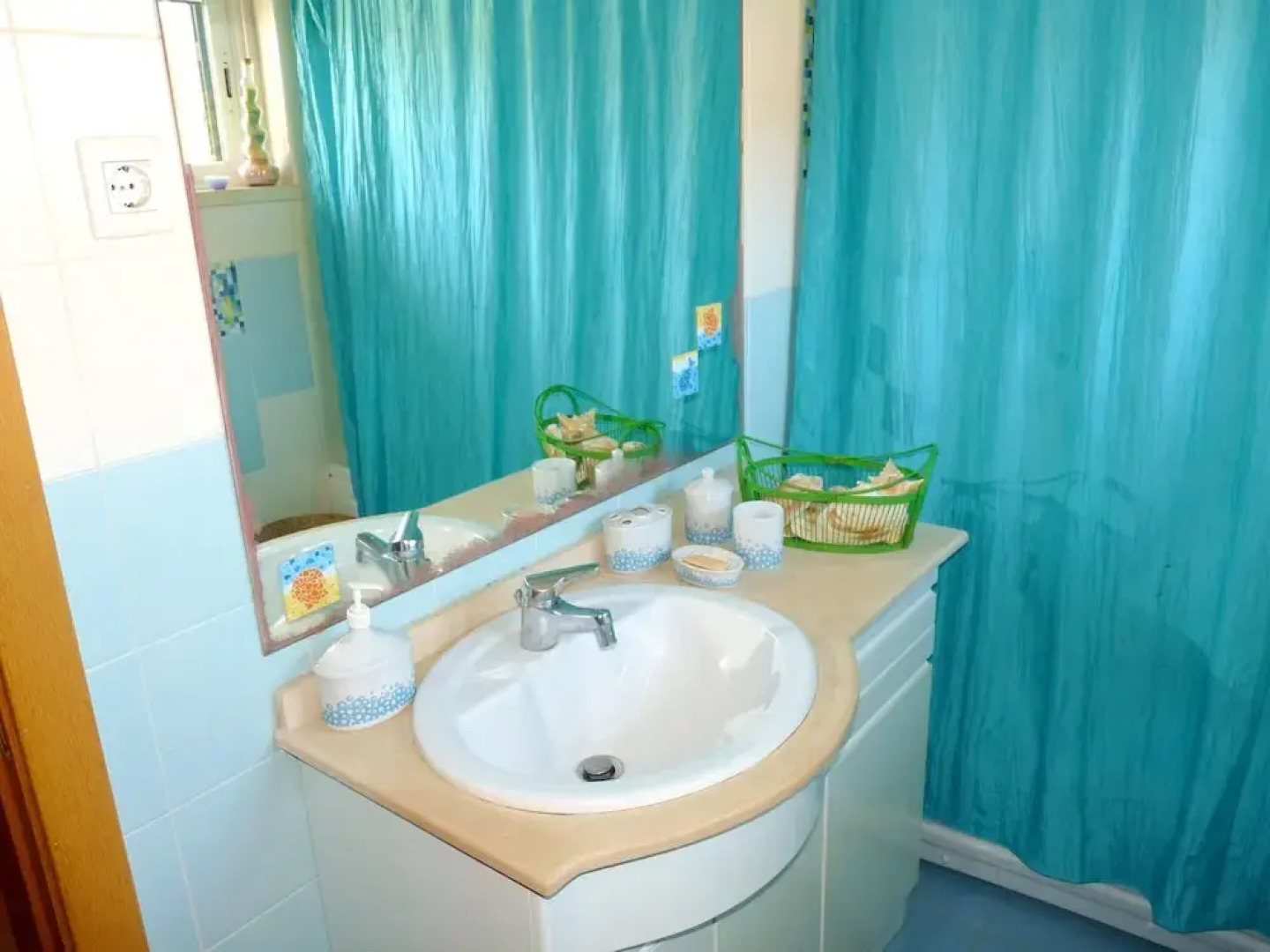 House With 3 Bedrooms in Samouco, With Wonderful City View, Pool Acces