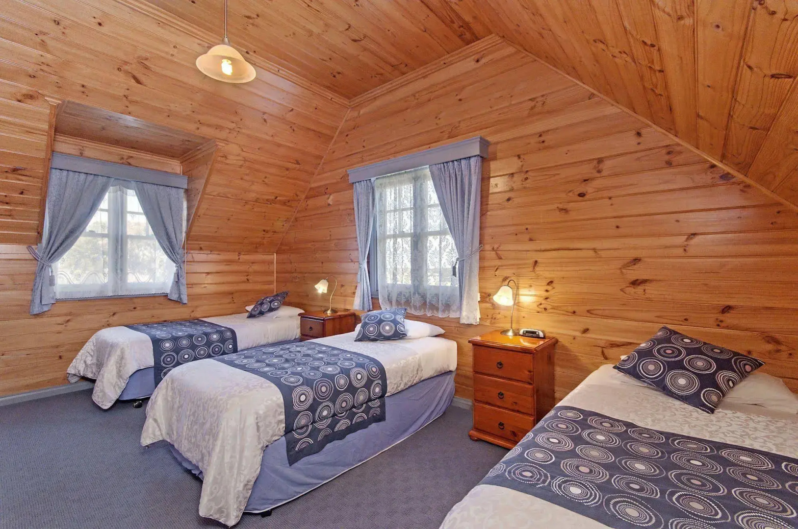 Dunes - elegant beach villa with huge swim spa