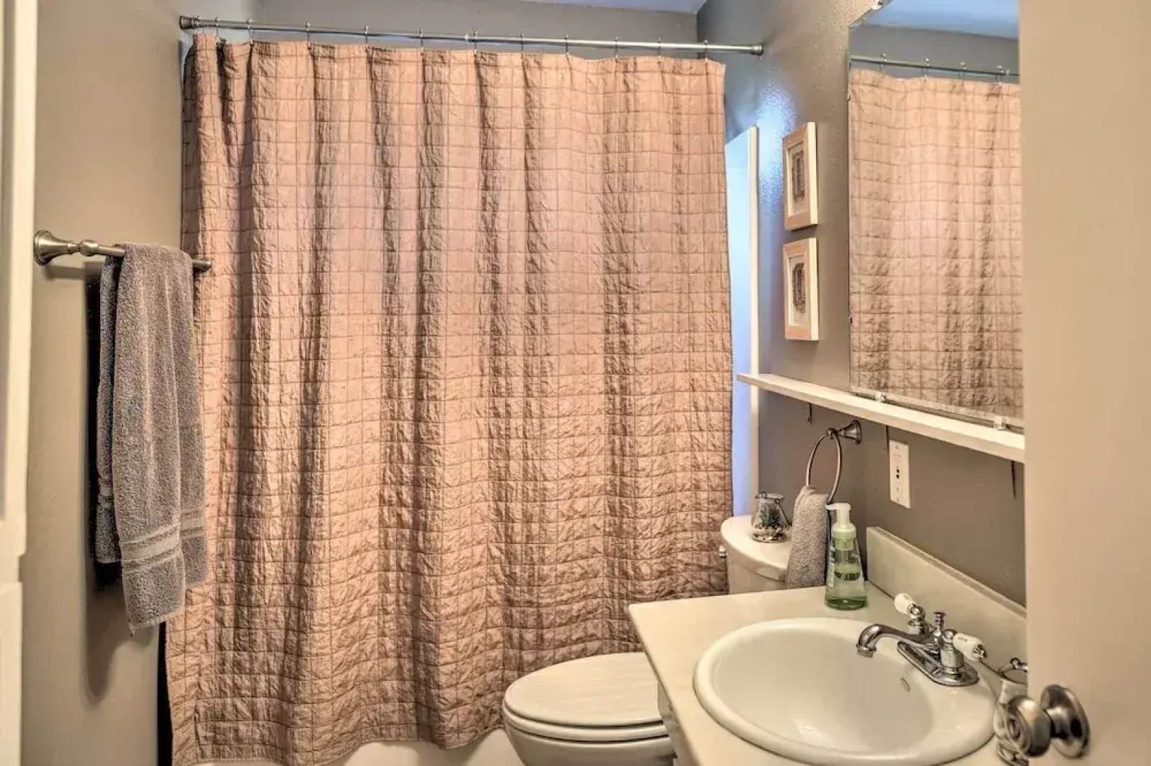 Coconino National Forest Home W/deck & Yard!