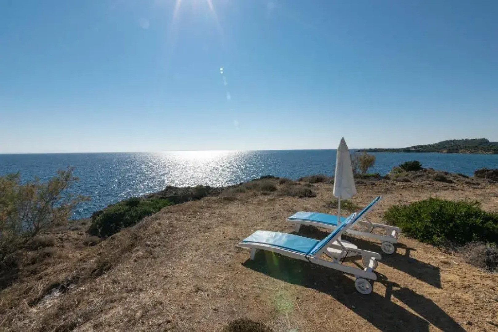 Armonia Seaside Villas