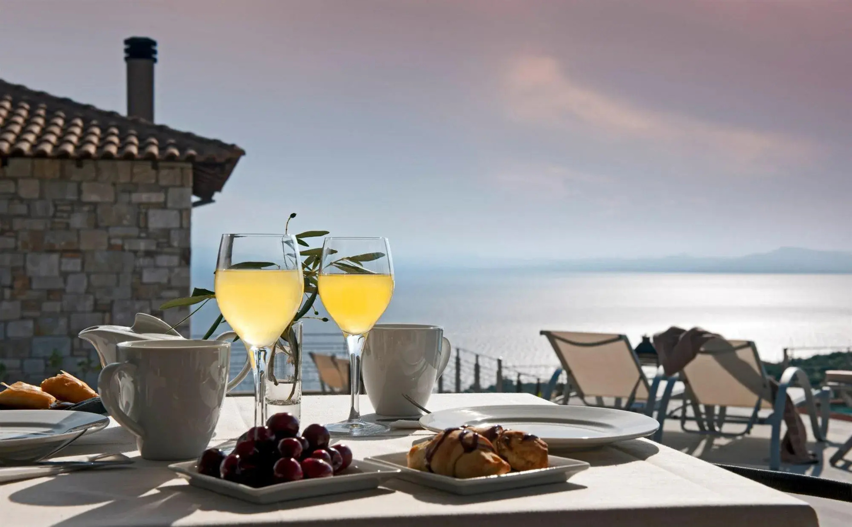 Karavia Lux Inn