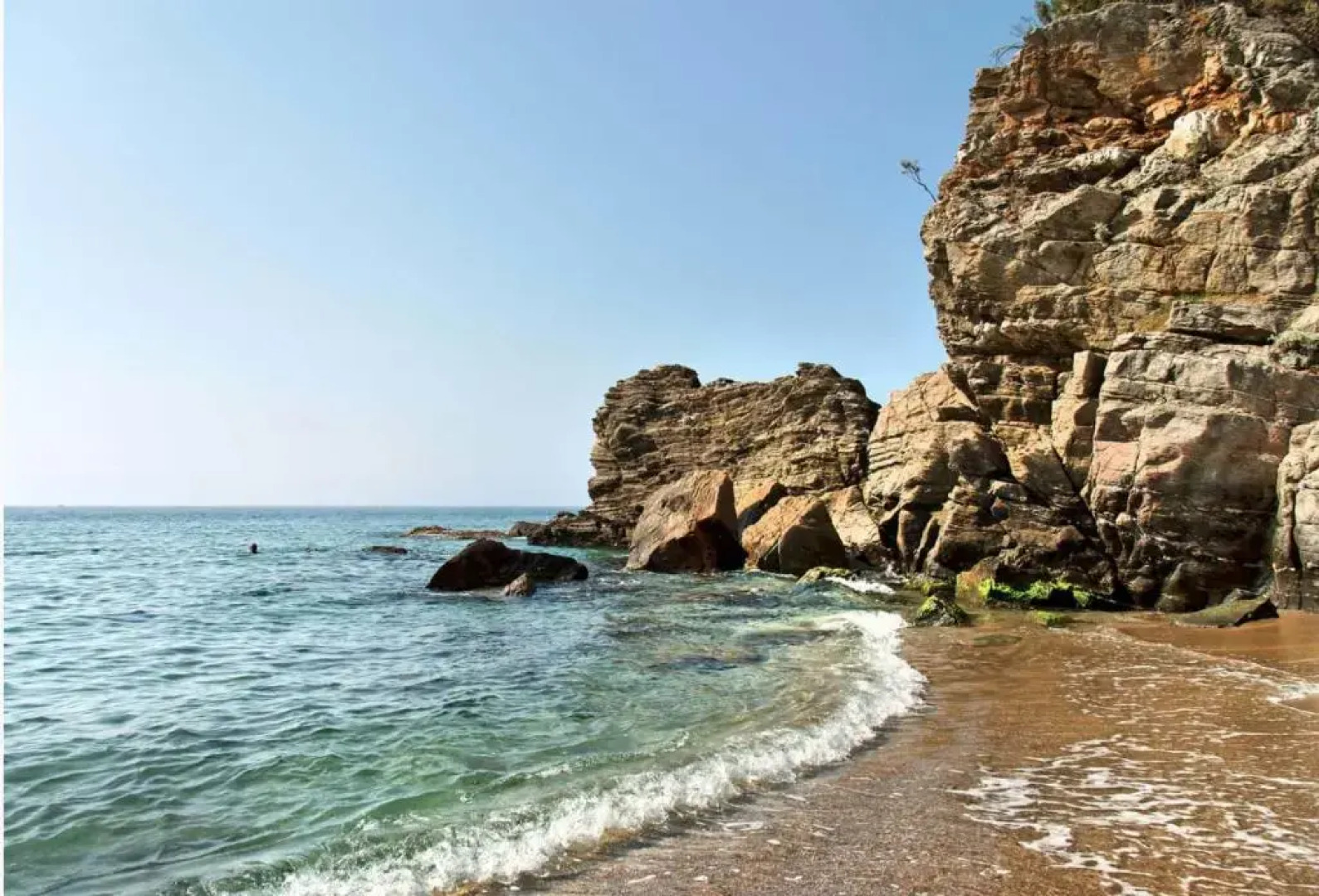 New T2 rénové proche plage Bonporteau avec Clim et parking