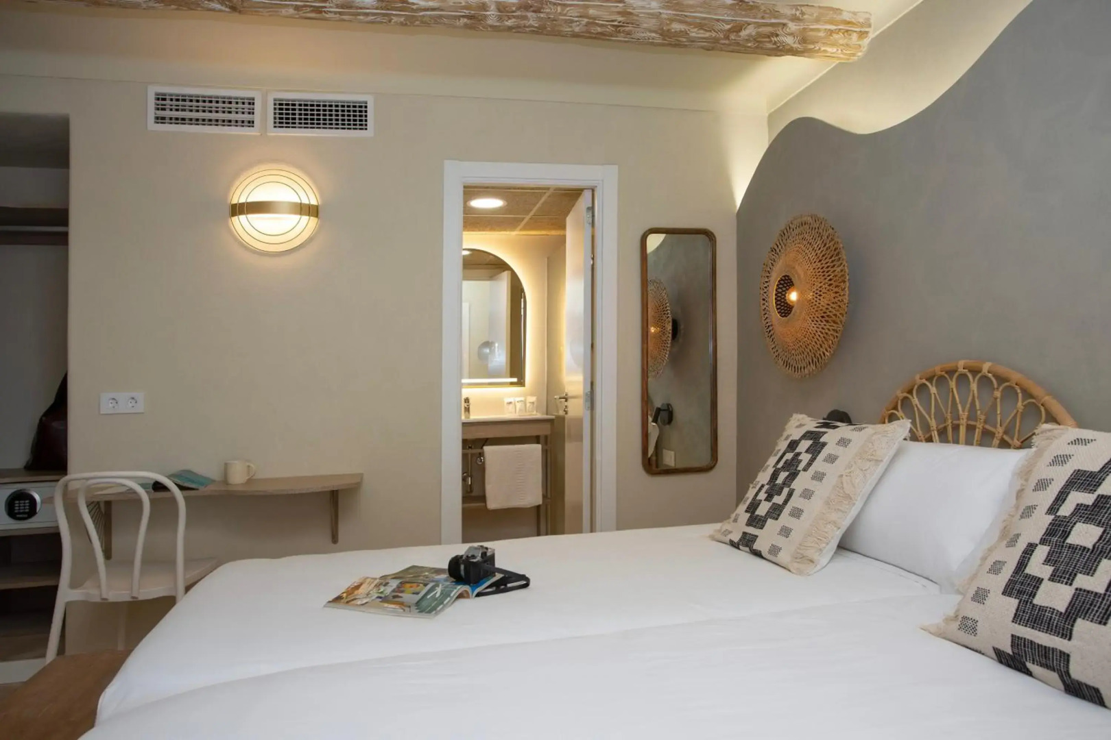 Casual Bahía Ibiza Hotel