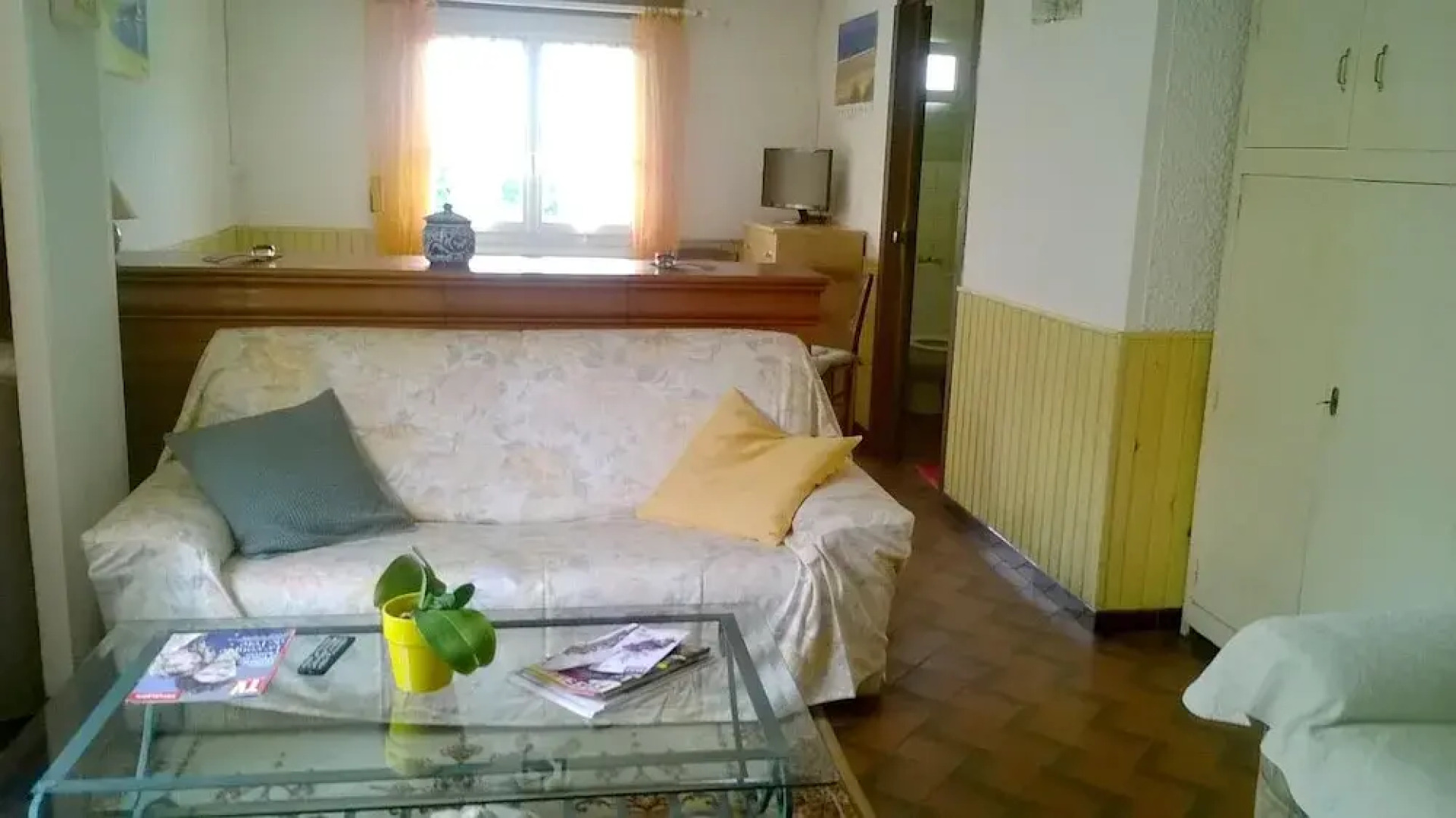 Apartment With one Bedroom in Tarbes, With Enclosed Garden and Wifi