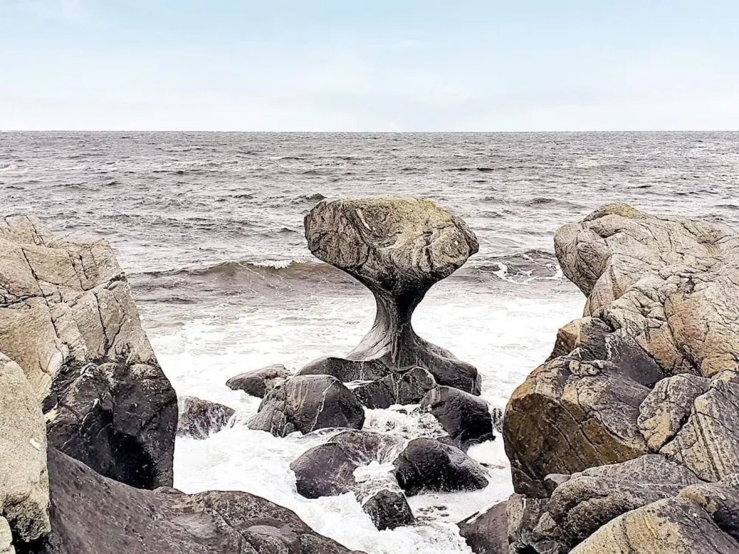 2 Person Holiday Home in Aheim