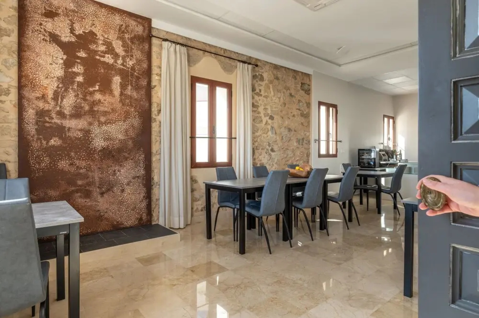 Young Hotels Spain SL