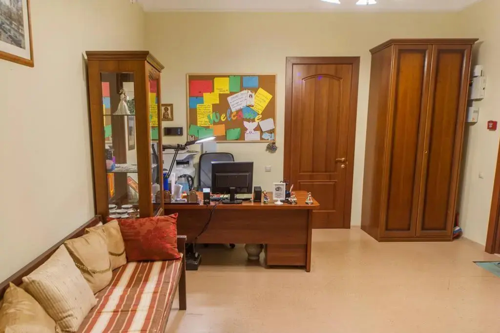 Tihaya Gavan' Hostel